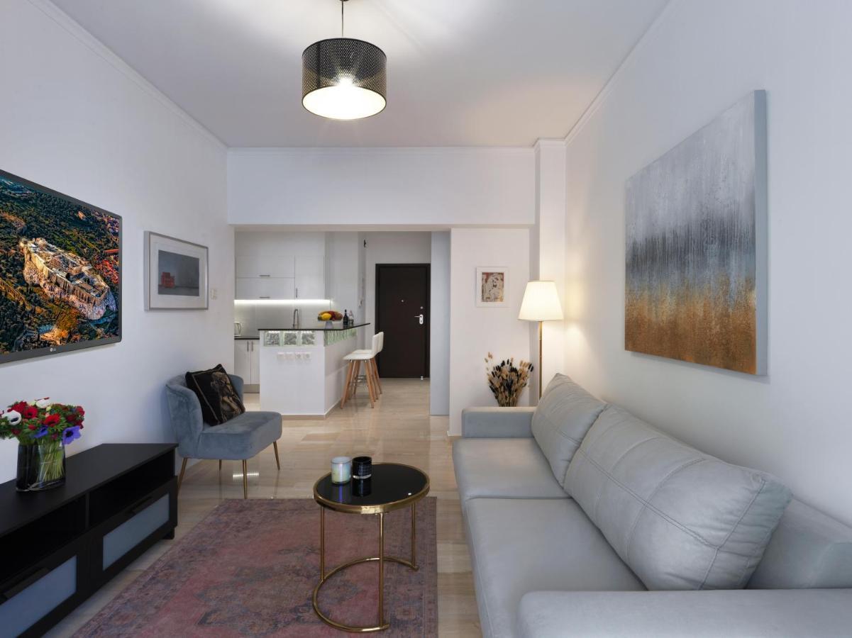 Newly Renovated Apartment In The Heart Of Афины Экстерьер фото